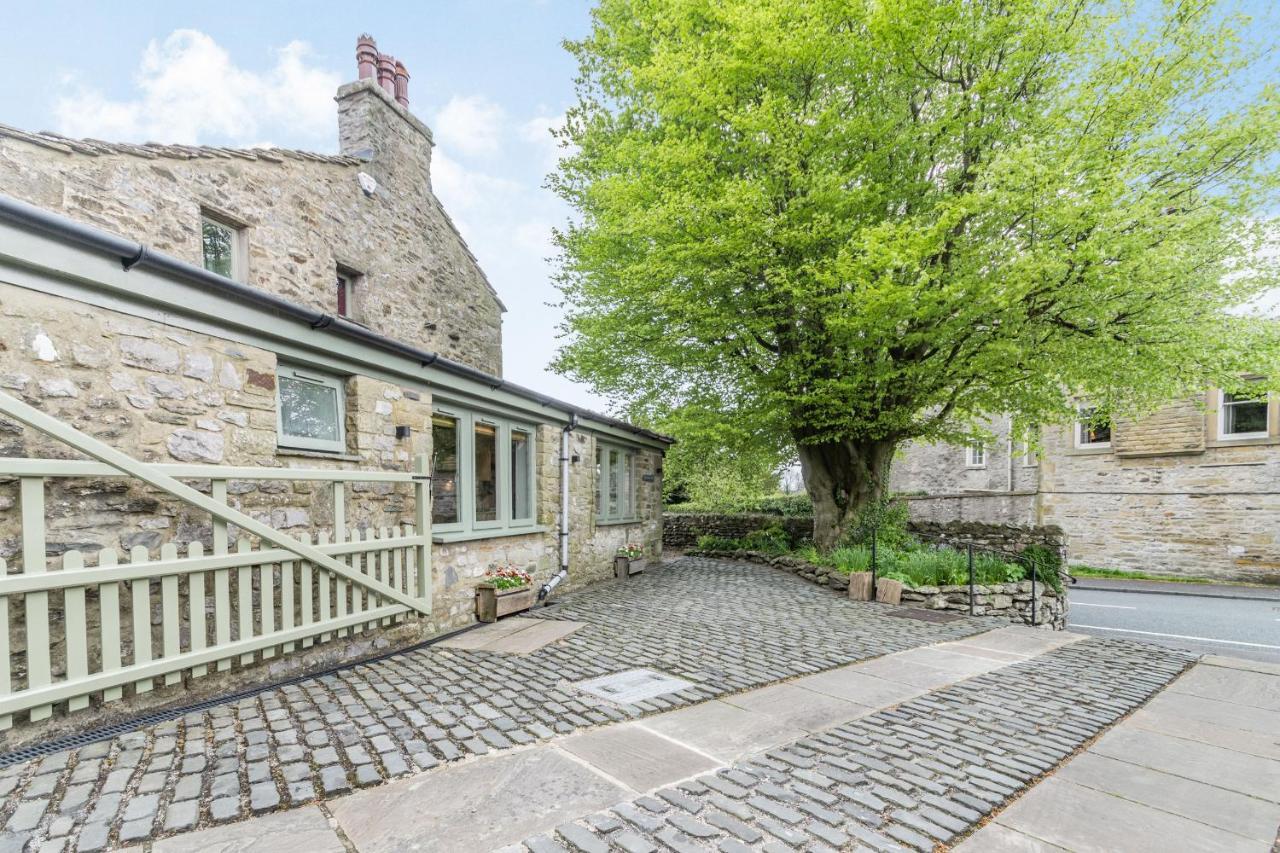 The Friendly Room Austwick Exterior photo